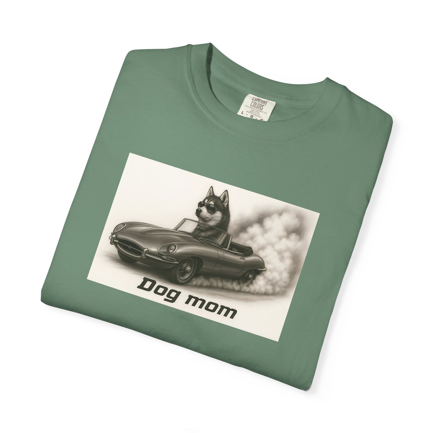 Dog Mom - Siberian Husky - “Cool Dogs in Cool Cars” T-Shirt Collection! 🐶🚗