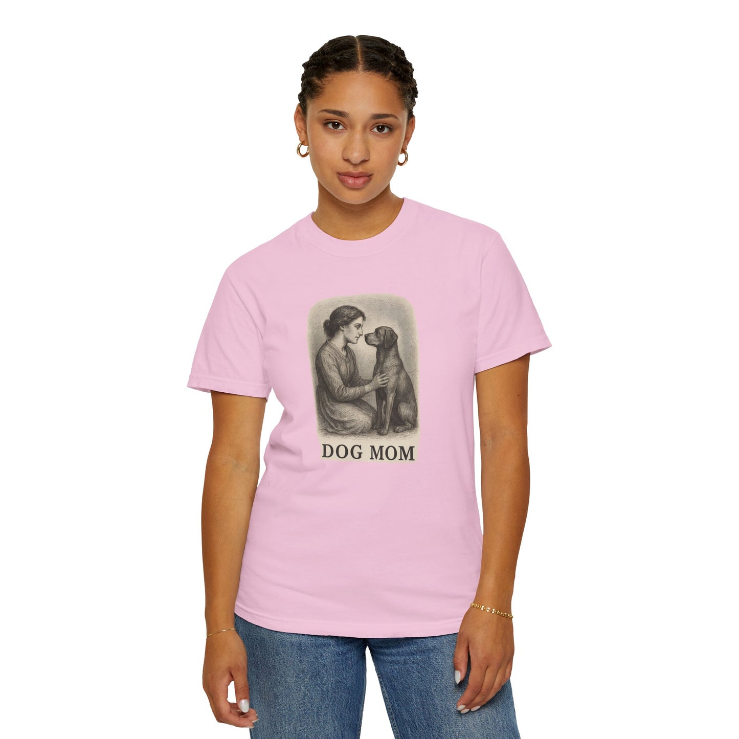 Dog Mom Unisex T-Shirt, Cozy Gift for Pet Lovers, Vintage Style Tee, Cute Dog Owner Shirt, Ideal for Birthdays and Holidays