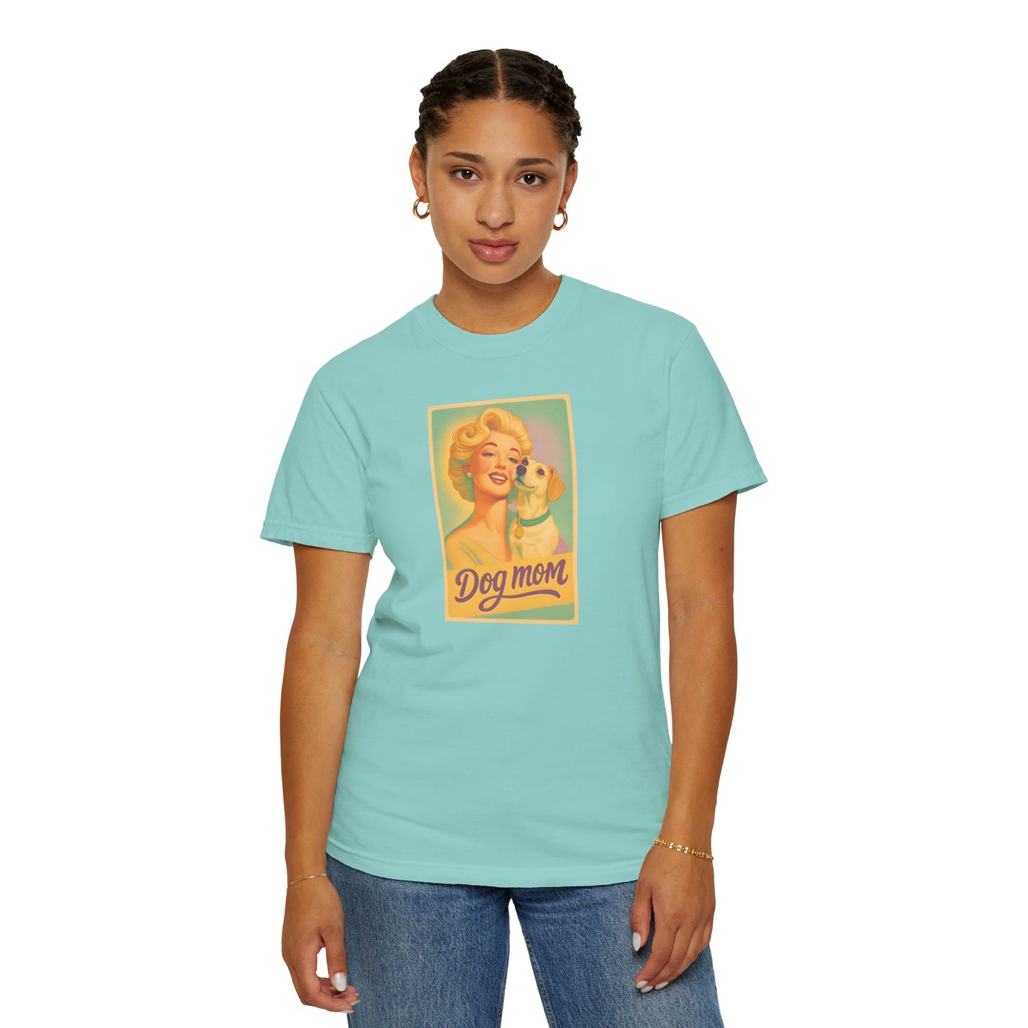 Vintage Dog Mom T-shirt - Unisex Garment-Dyed Tee for Dog Lovers