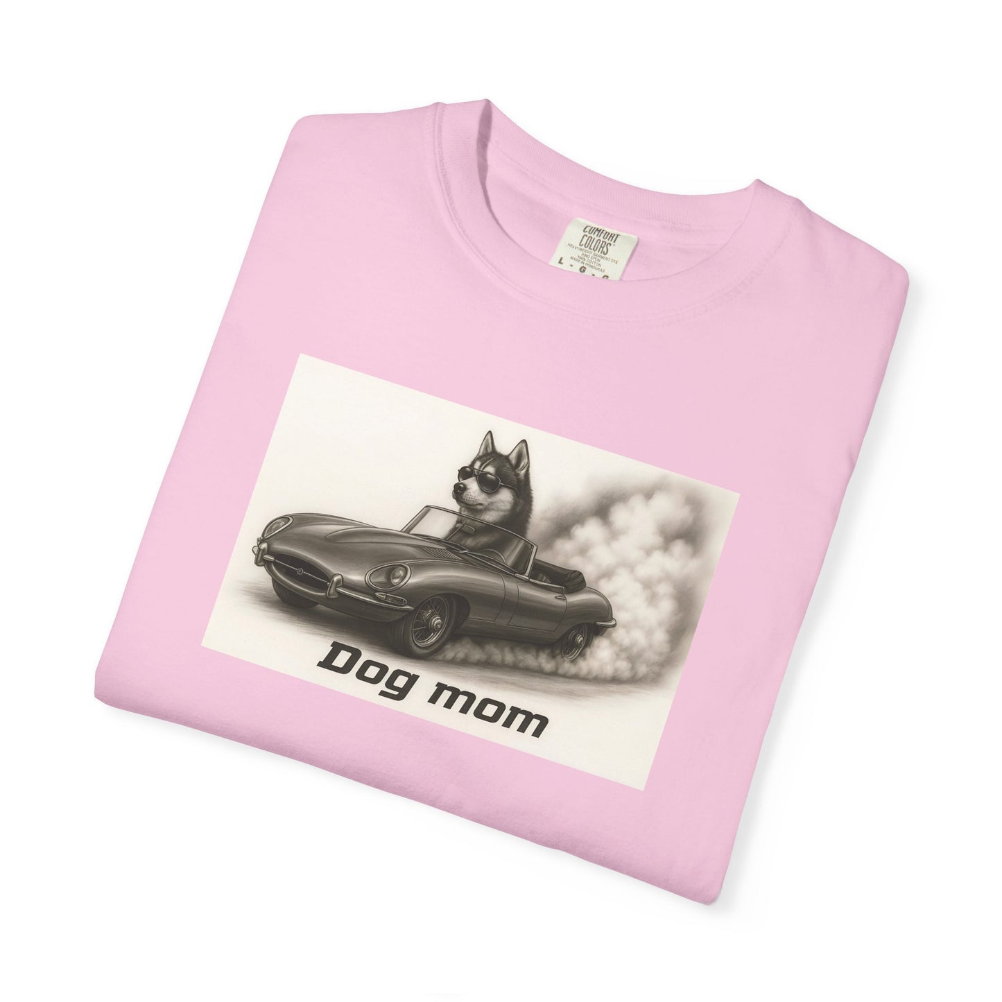 Dog Mom - Siberian Husky - “Cool Dogs in Cool Cars” T-Shirt Collection! 🐶🚗