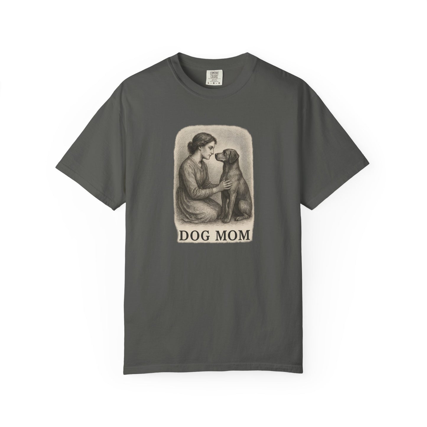 Dog Mom Unisex T-Shirt, Cozy Gift for Pet Lovers, Vintage Style Tee, Cute Dog Owner Shirt, Ideal for Birthdays and Holidays