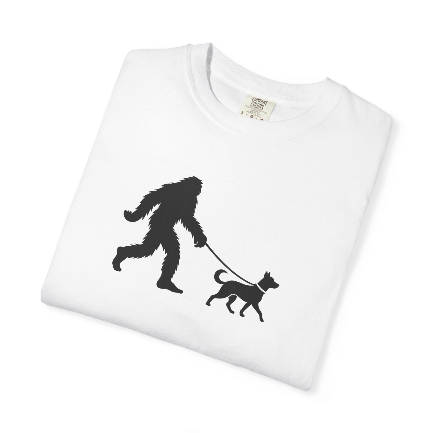 Bigfoot Walking Dog Unisex T-Shirt - Fun Graphic Tee