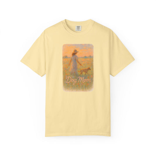 Dog Mom Vintage Tee, Comfortable Unisex T-Shirt for Dog Lovers, Perfect Gift for Dog Moms, Casual Summer Wear, Animal Lover Shirt