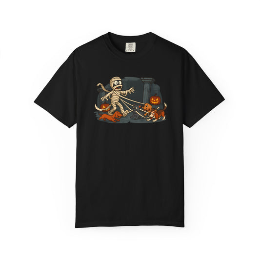 Halloween Graphic T-Shirt, Unisex Mummy Design, Spooky Shirt for Fall, Halloween Costume Tee, Unique Gift for Trick-or-Treaters