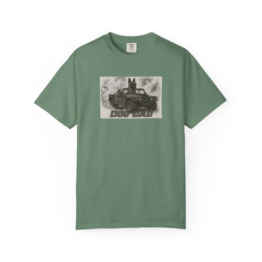 Dog Dad - Belgium Malinois - Cool Dogs in Cool Cars T-Shirt Collection
