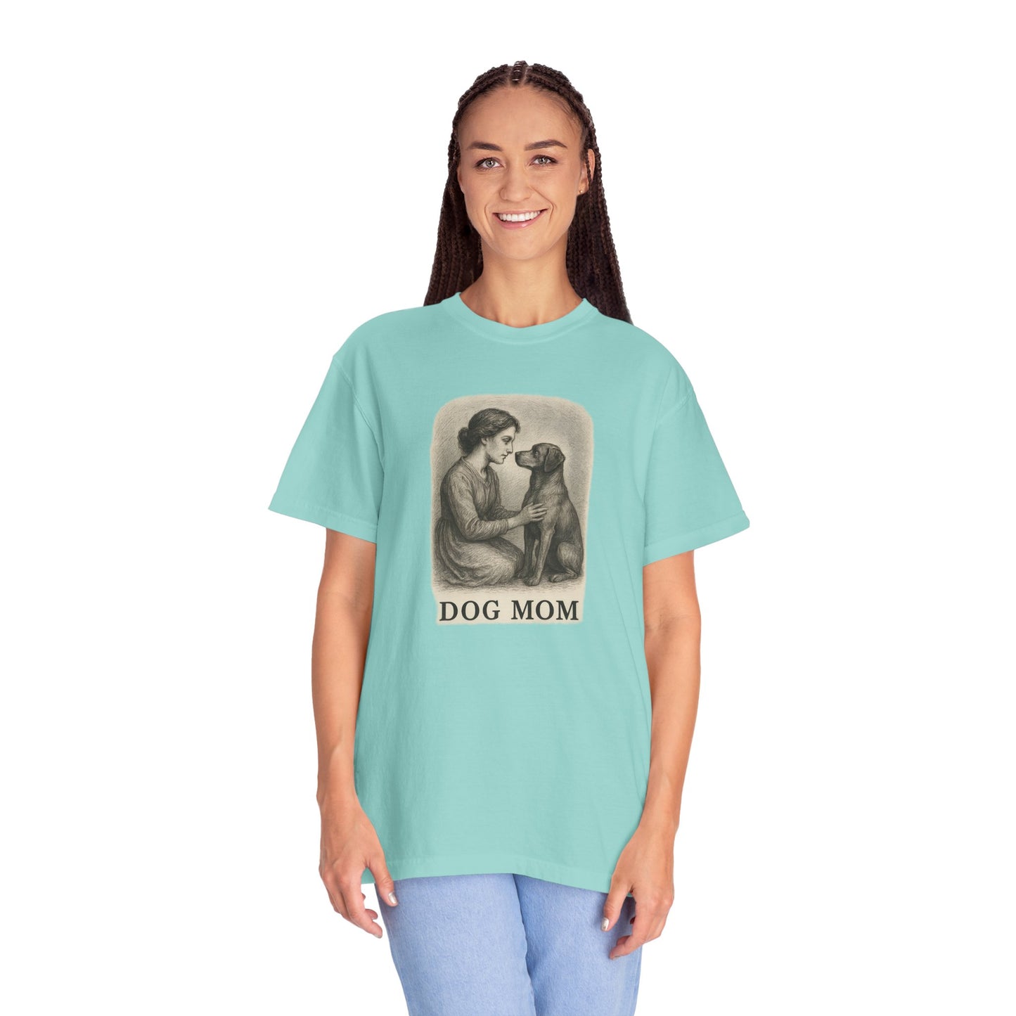 Dog Mom Unisex T-Shirt, Cozy Gift for Pet Lovers, Vintage Style Tee, Cute Dog Owner Shirt, Ideal for Birthdays and Holidays