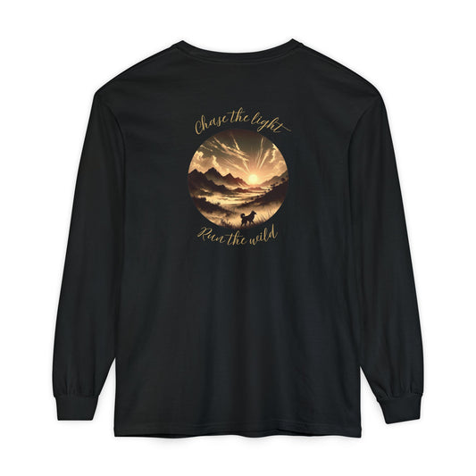 Adventure Spirit Long Sleeve T-Shirt - Chase the Light Design